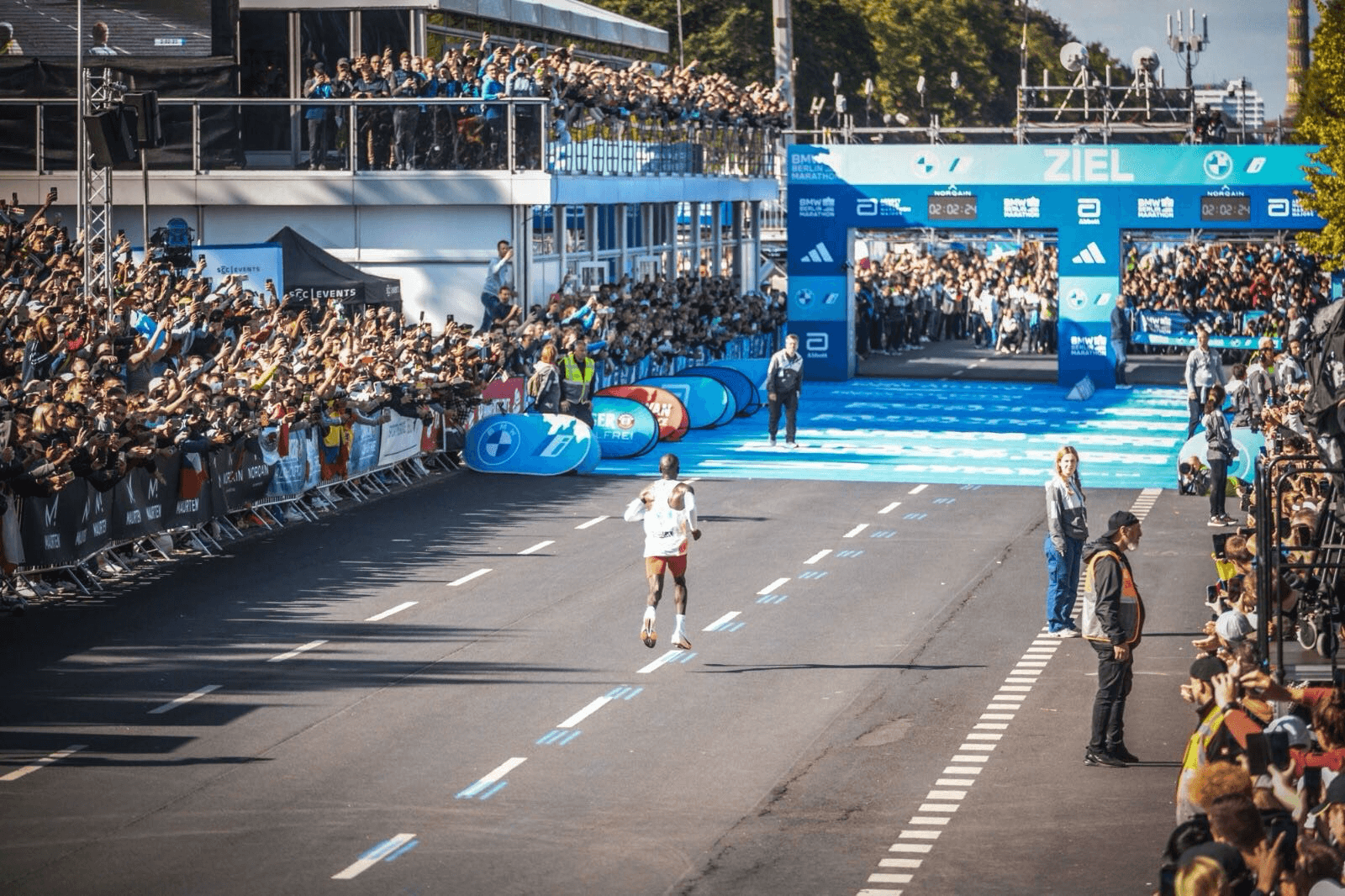 Runners at the start line of Berlin Marathon